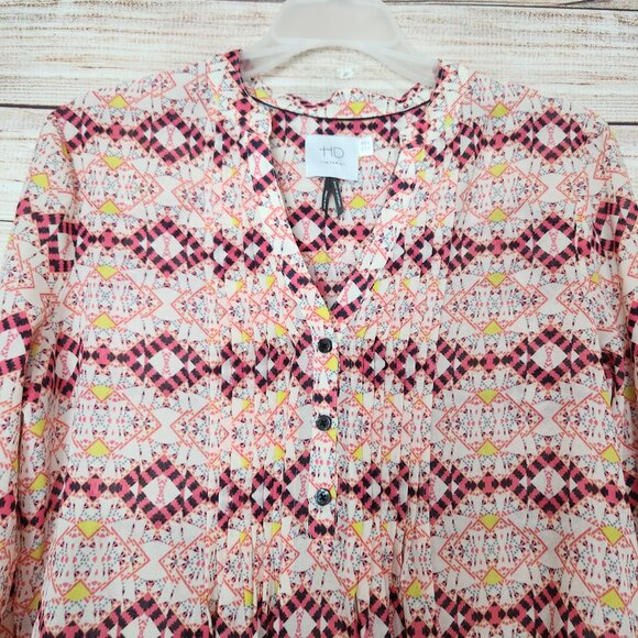 HD In Paris Anthropologie Top Tunic Size 4 Kavari Pink Chevron Blouse Rolled Tab - Picture 2 of 14